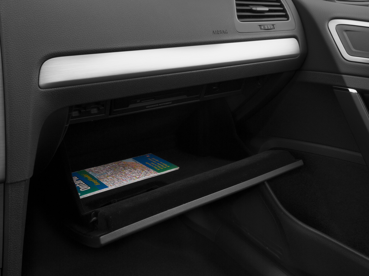 2016 Volkswagen Golf TSI S