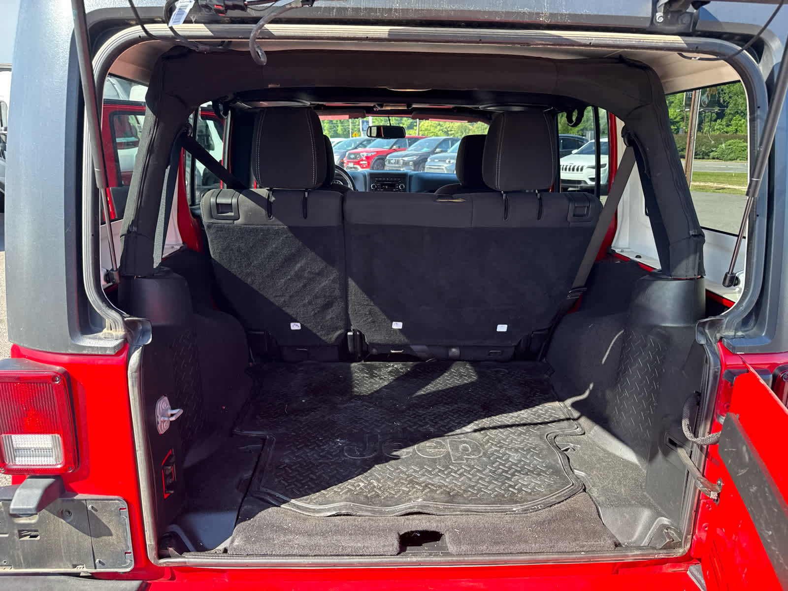 2018 Jeep Wrangler JK Unlimited Sahara 4x4