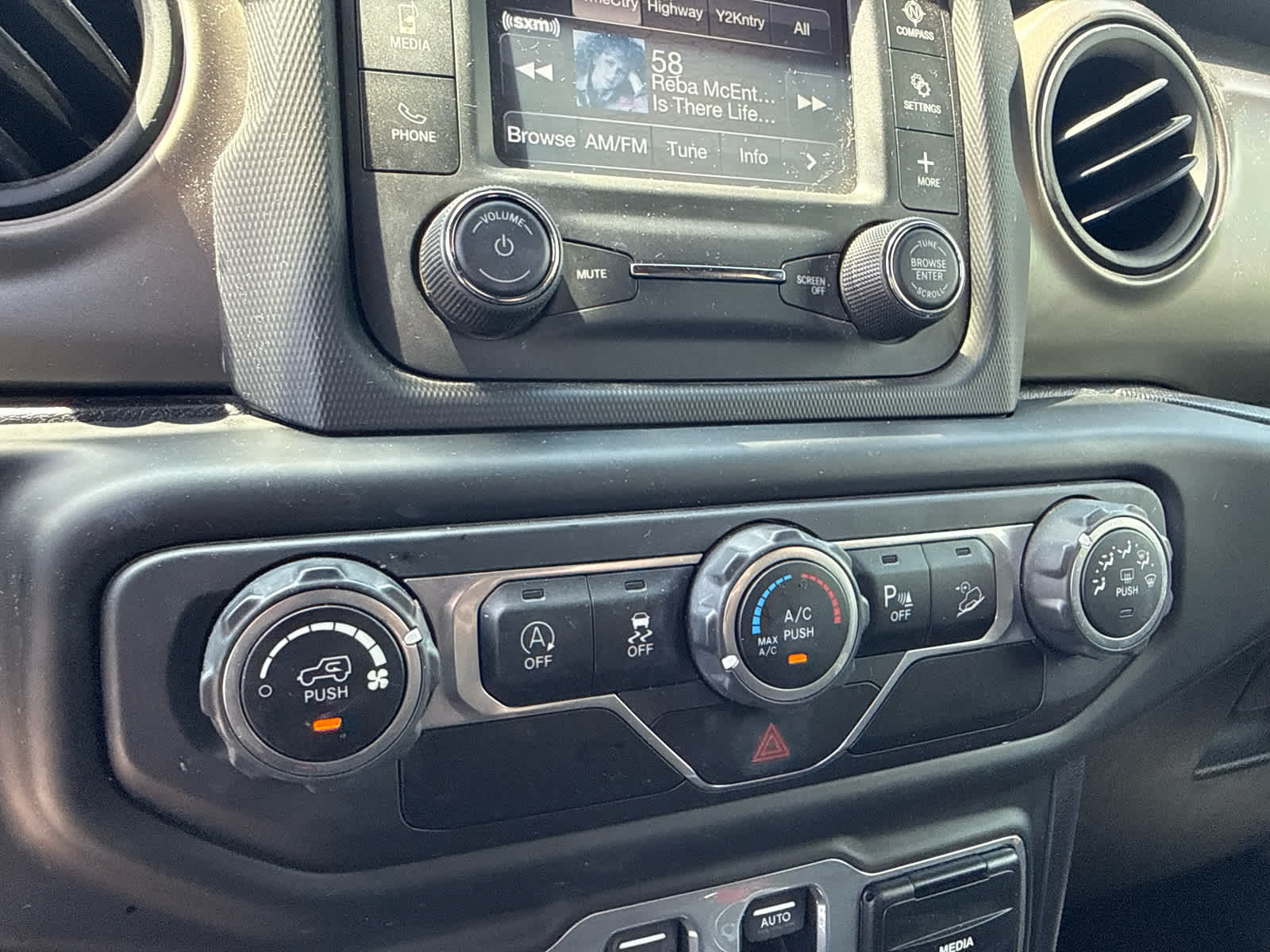 2018 Jeep Wrangler Sport S 4x4