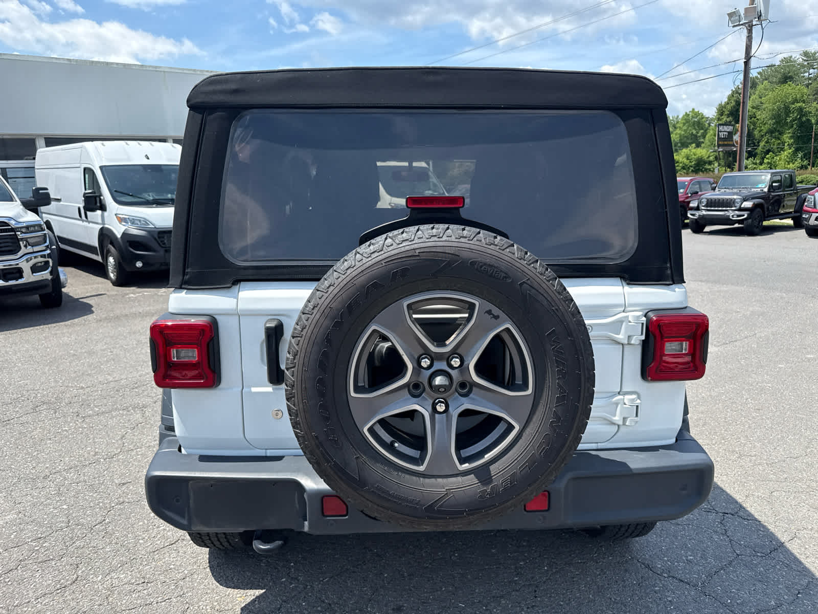2018 Jeep Wrangler Sport S 4x4