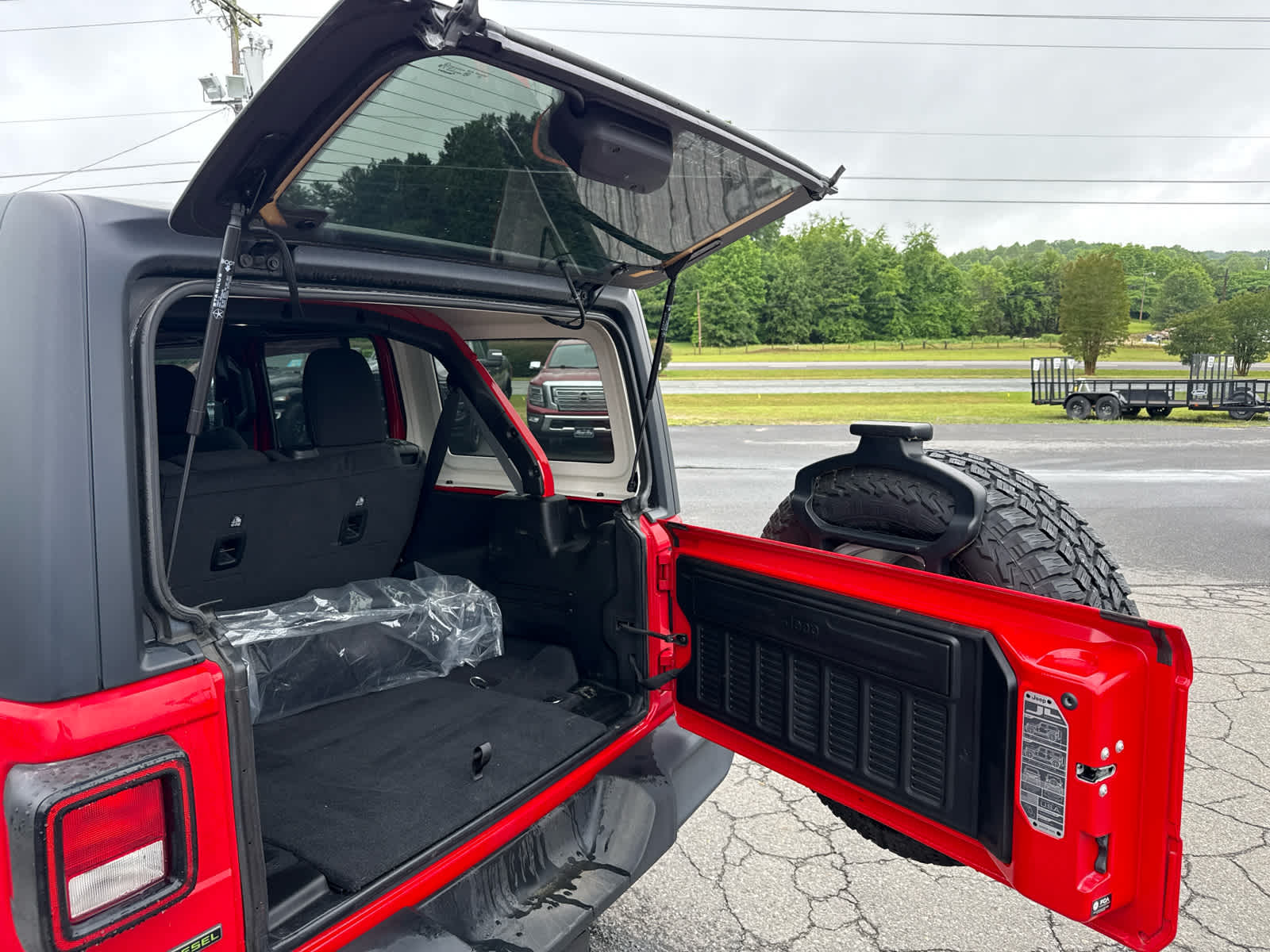 2023 Jeep Wrangler 4-Door Sport S 4x4