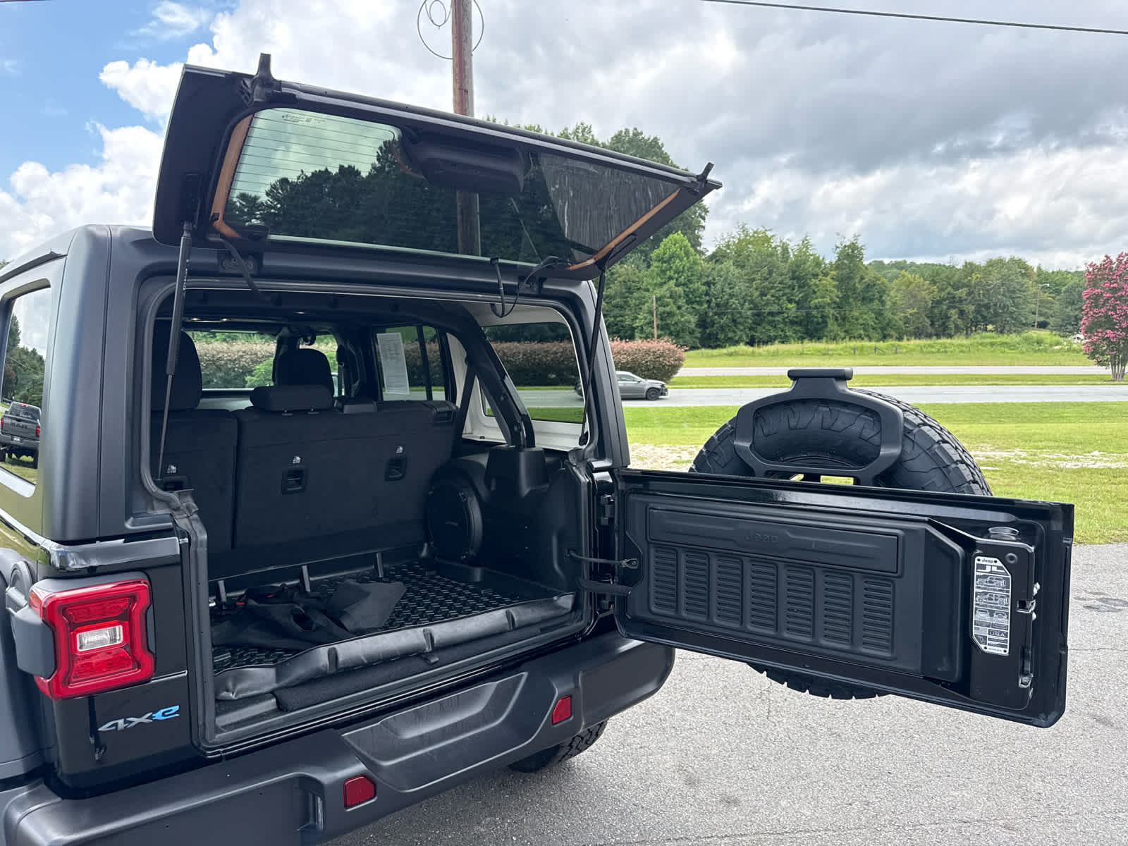 2023 Jeep Wrangler 4xe Rubicon 4x4