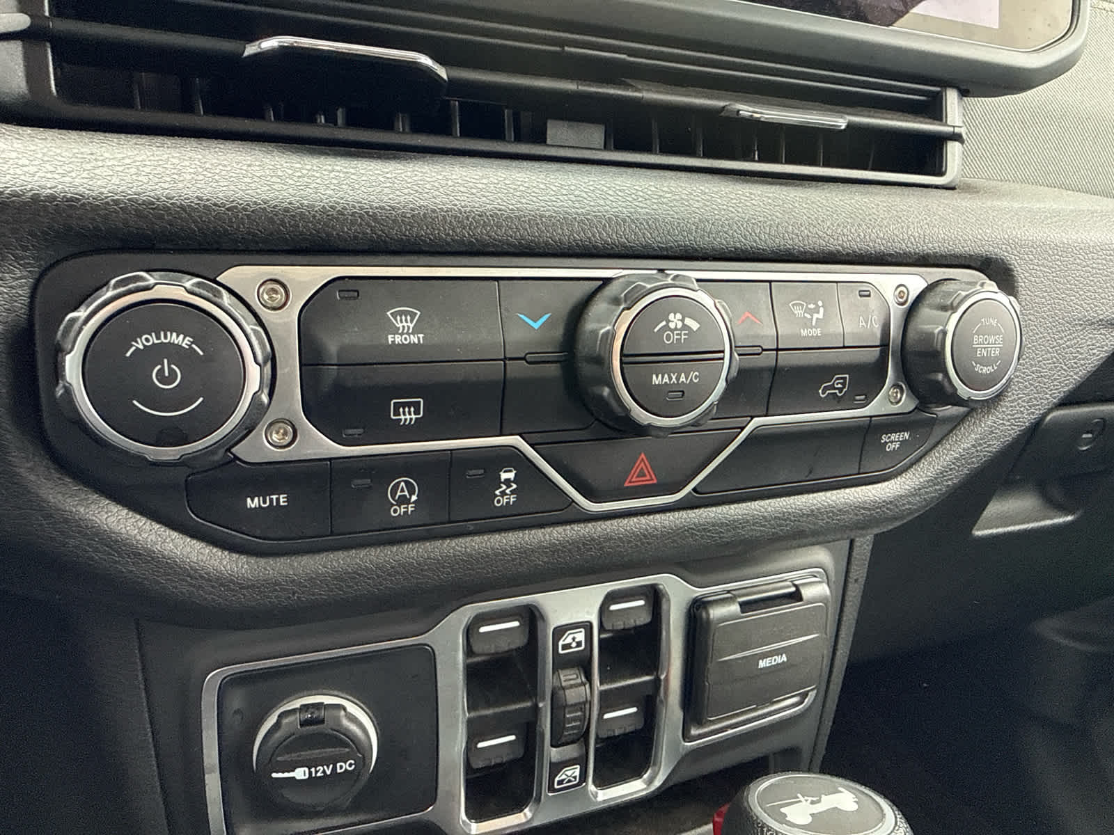 2025 Jeep Wrangler 4-Door Sport 4x4
