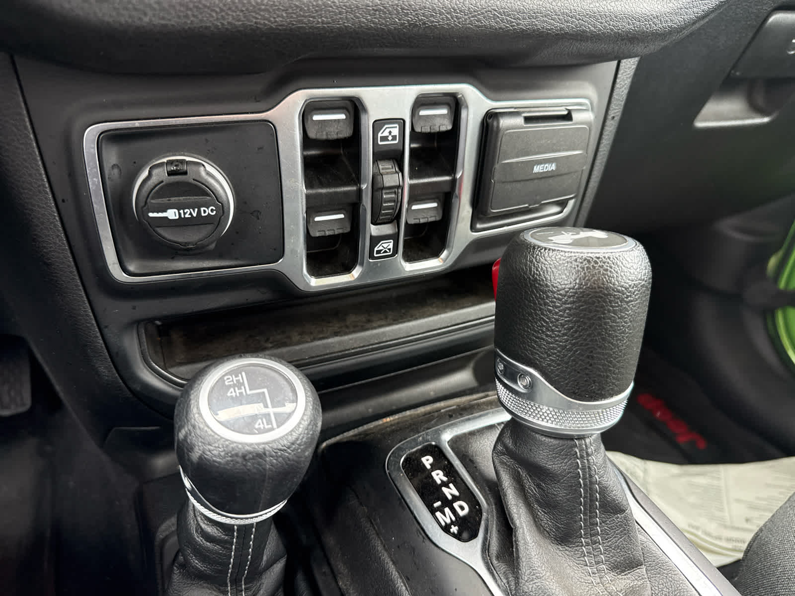 2025 Jeep Wrangler 4-Door Sport 4x4