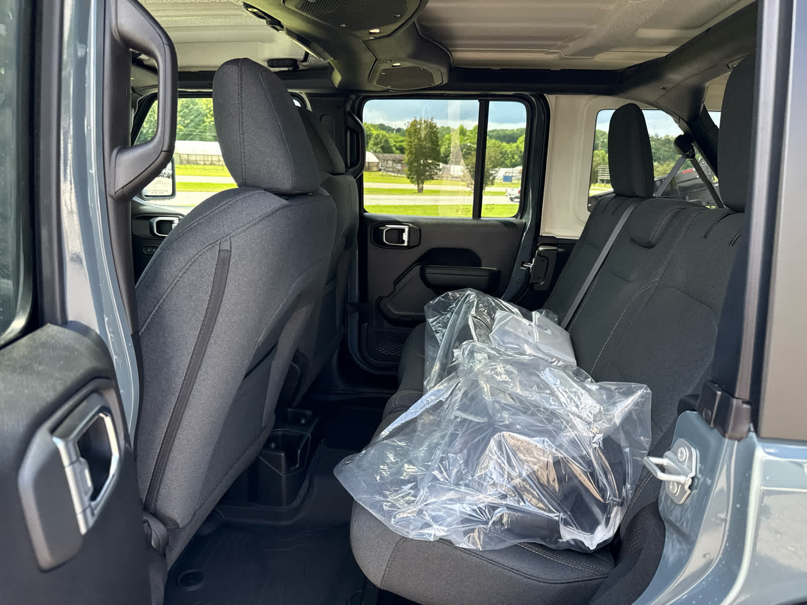 2025 Jeep Wrangler WRANGLER 4-DOOR SPORT