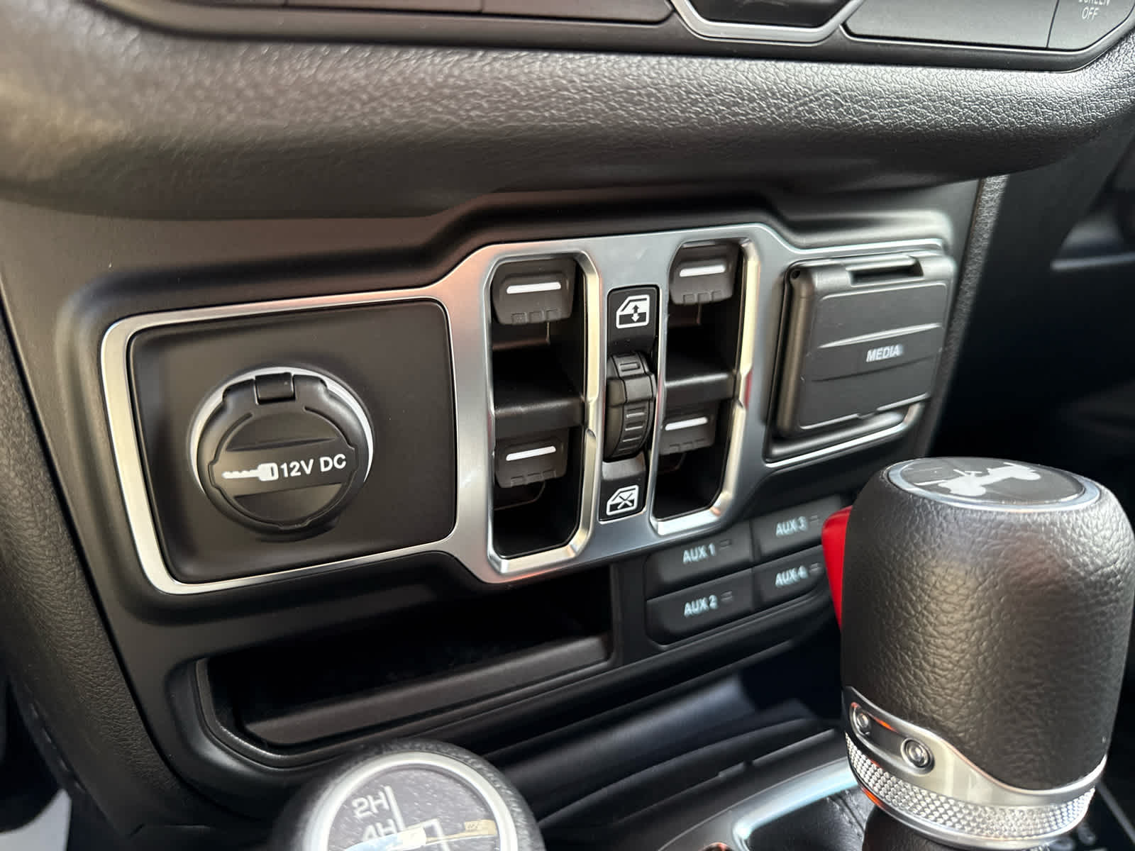 2025 Jeep Wrangler WRANGLER 4-DOOR SPORT