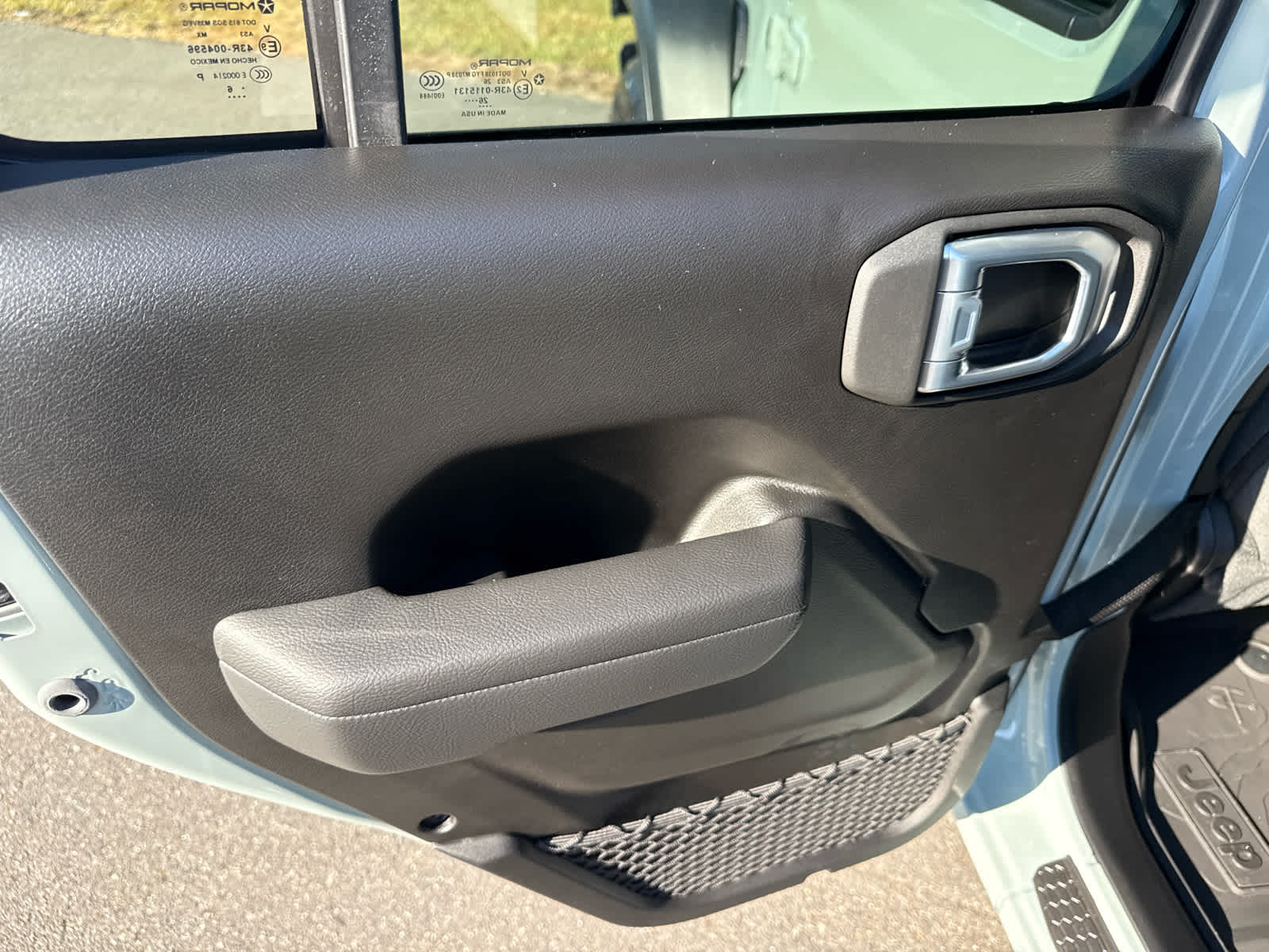 2027 Jeep Wrangler WRANGLER 4-DOOR SPORT S