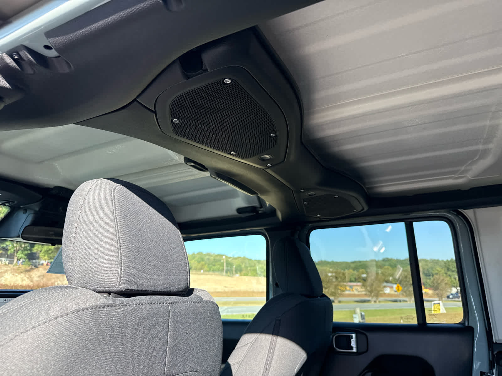 2027 Jeep Wrangler WRANGLER 4-DOOR SPORT S