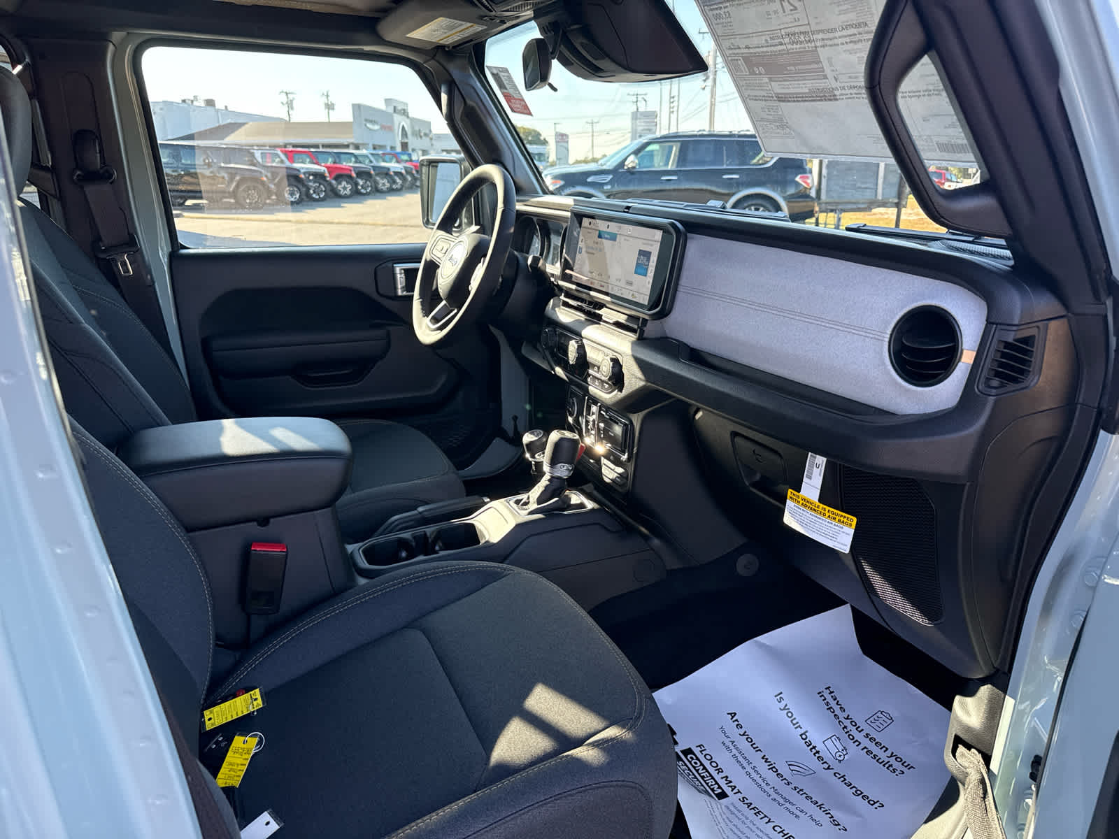 2027 Jeep Wrangler WRANGLER 4-DOOR SPORT S