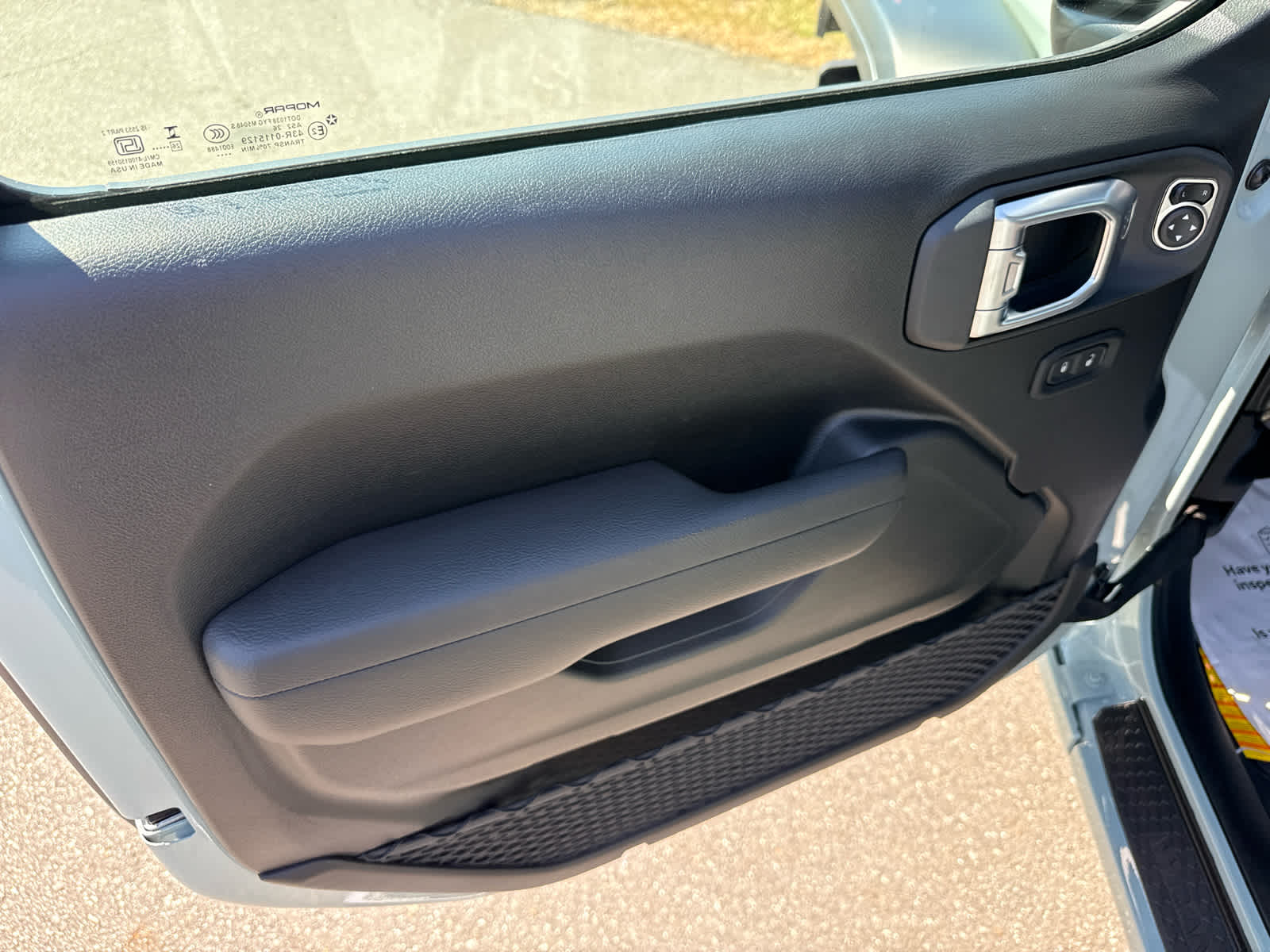 2027 Jeep Wrangler WRANGLER 4-DOOR SPORT S