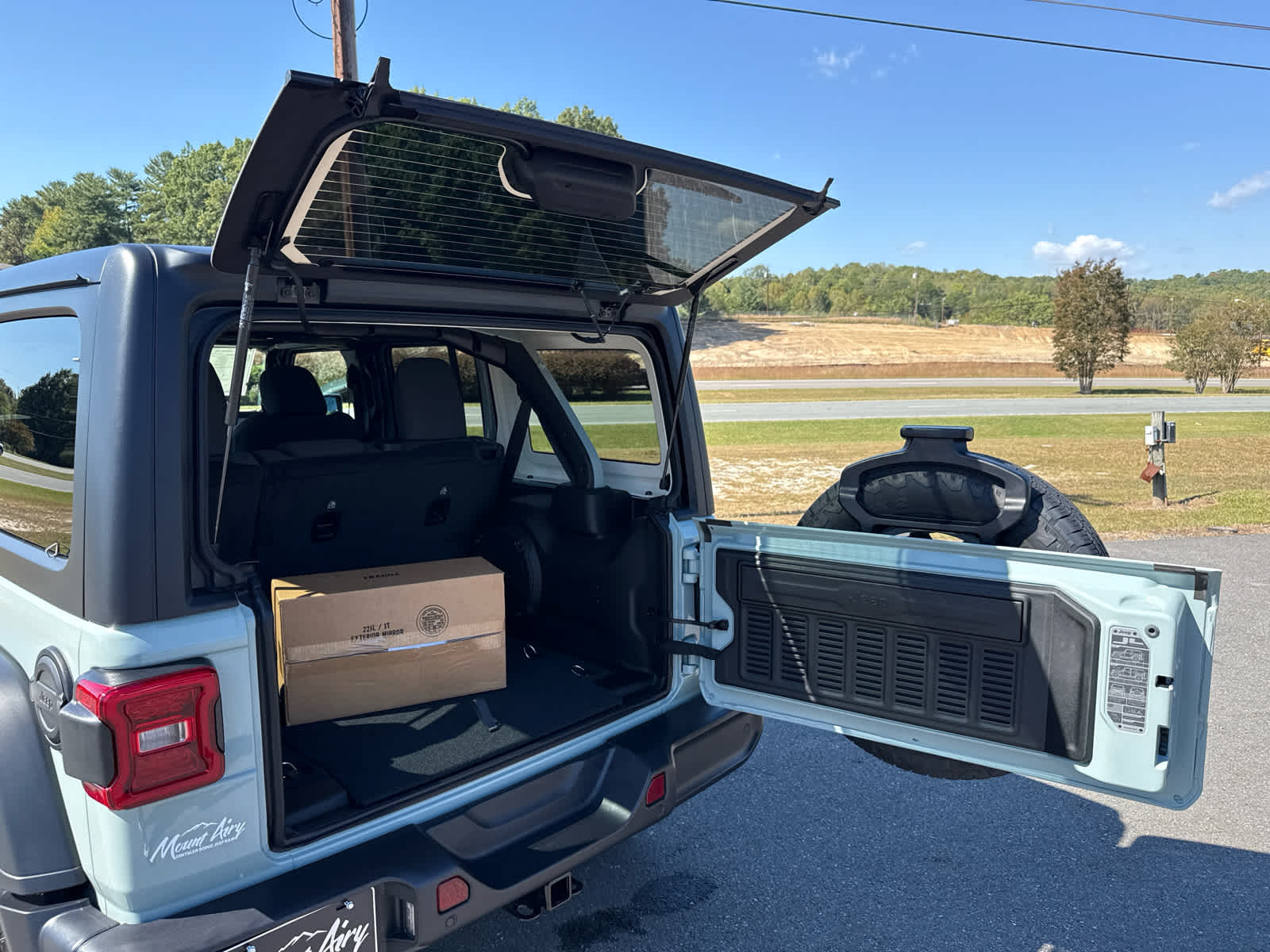 2027 Jeep Wrangler WRANGLER 4-DOOR SPORT S
