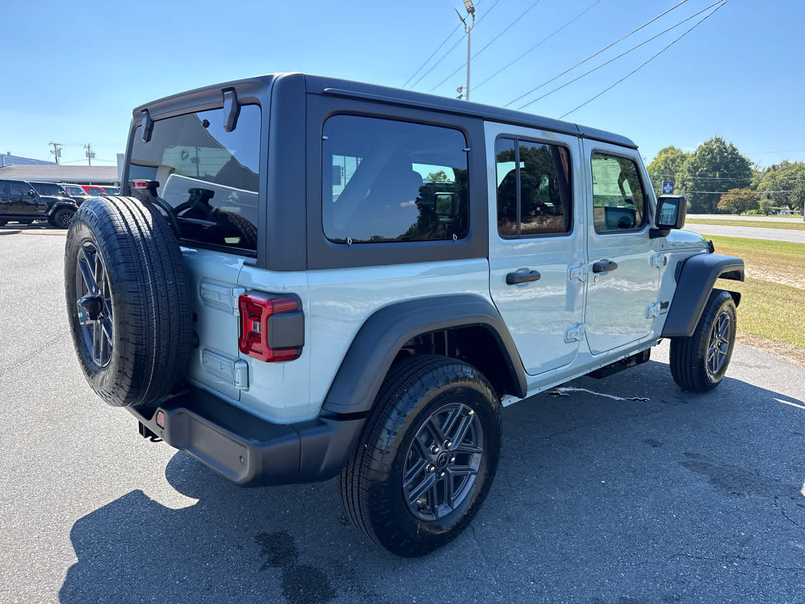 2027 Jeep Wrangler WRANGLER 4-DOOR SPORT S