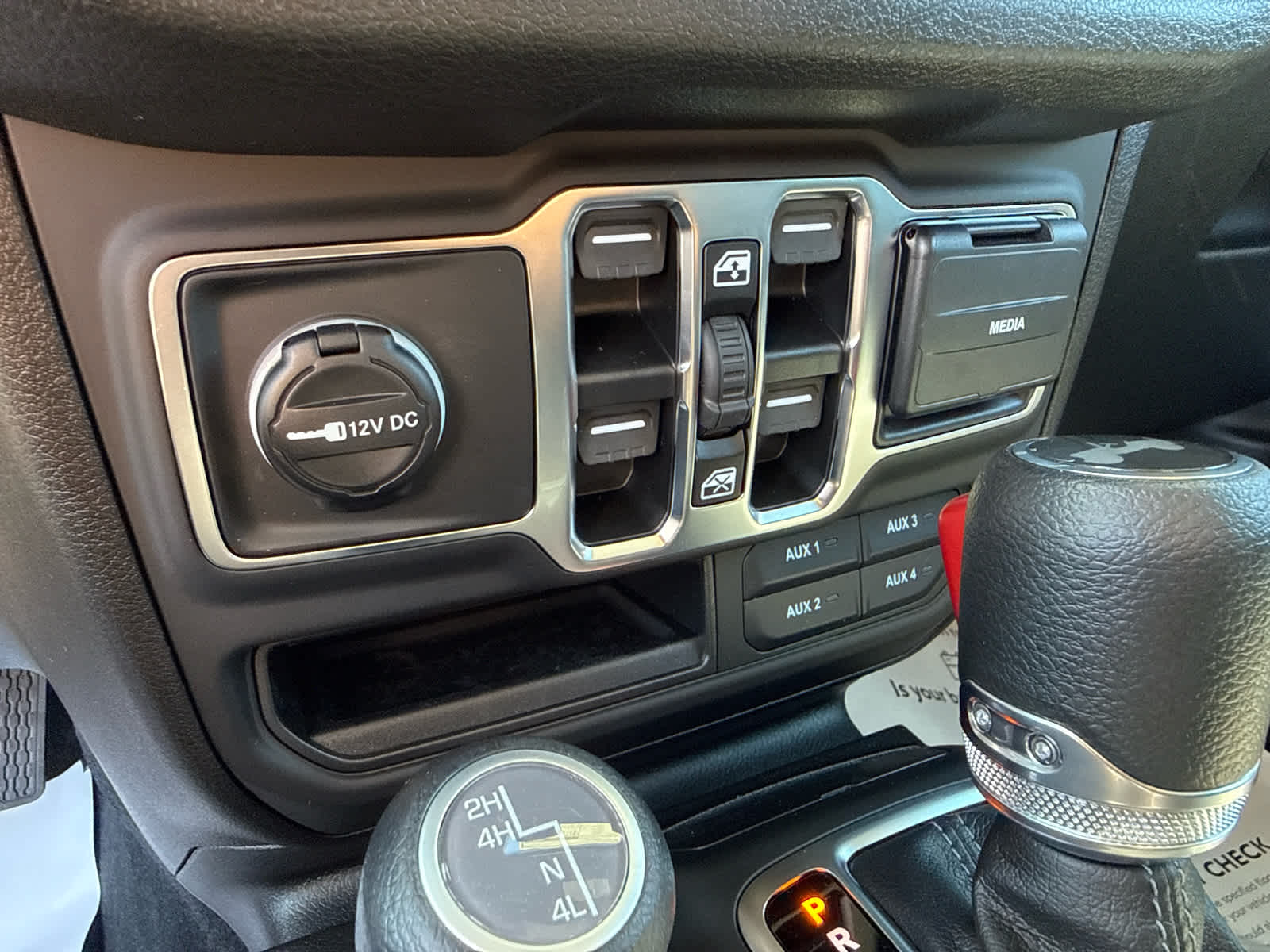 2027 Jeep Wrangler WRANGLER 4-DOOR SPORT S