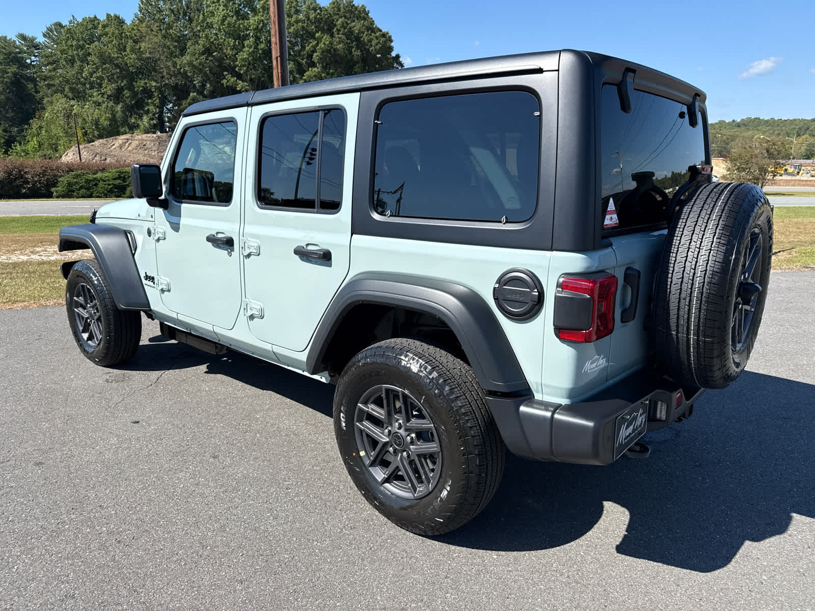 2027 Jeep Wrangler WRANGLER 4-DOOR SPORT S