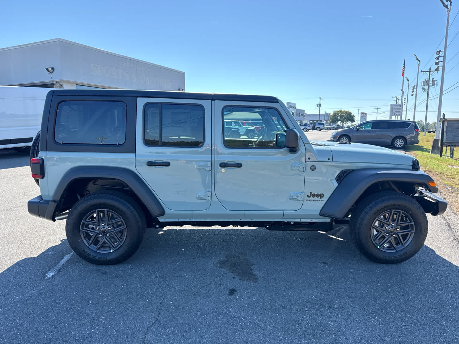 2027 Jeep Wrangler WRANGLER 4-DOOR SPORT S