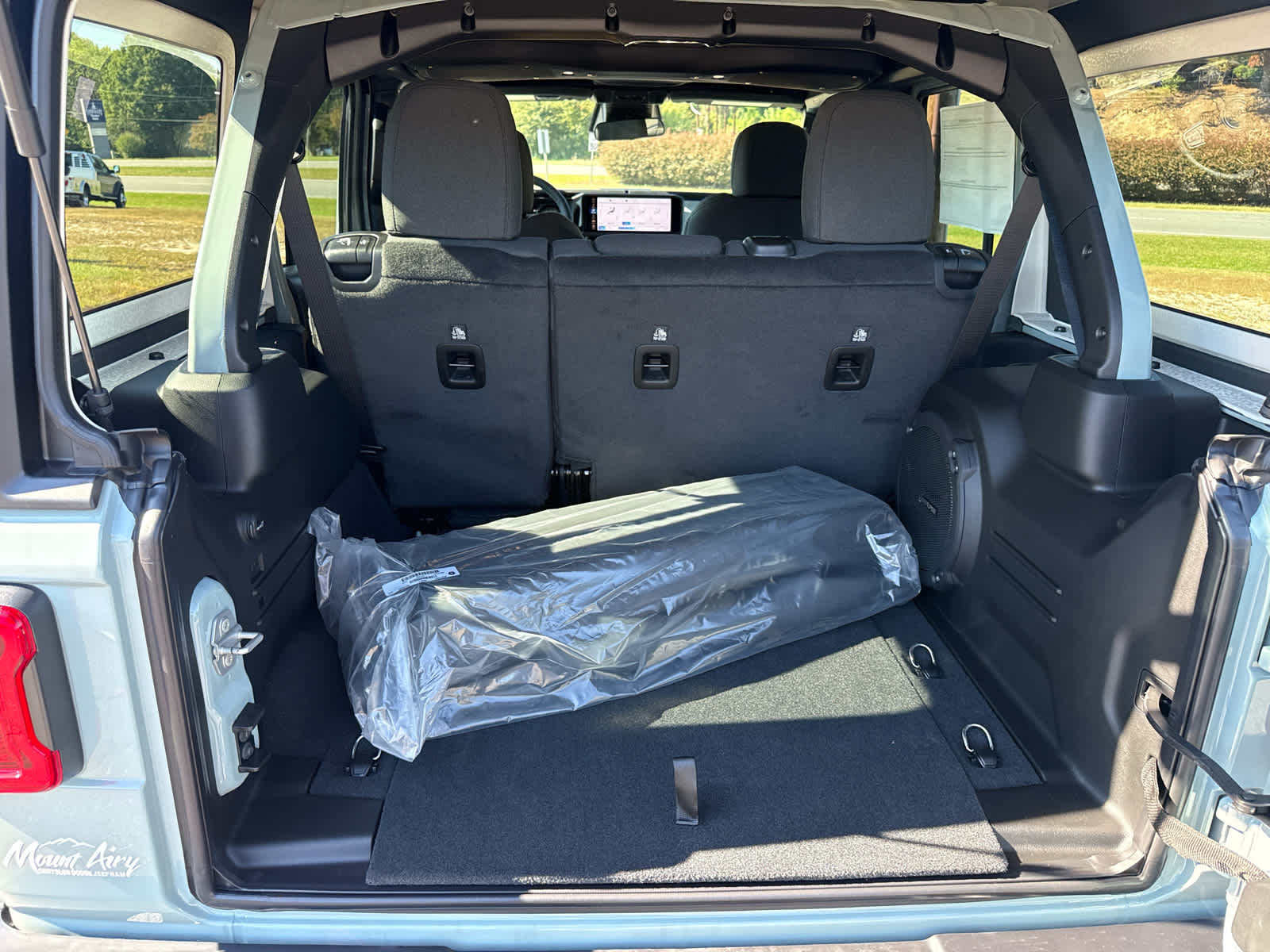 2027 Jeep Wrangler WRANGLER 4-DOOR SPORT S
