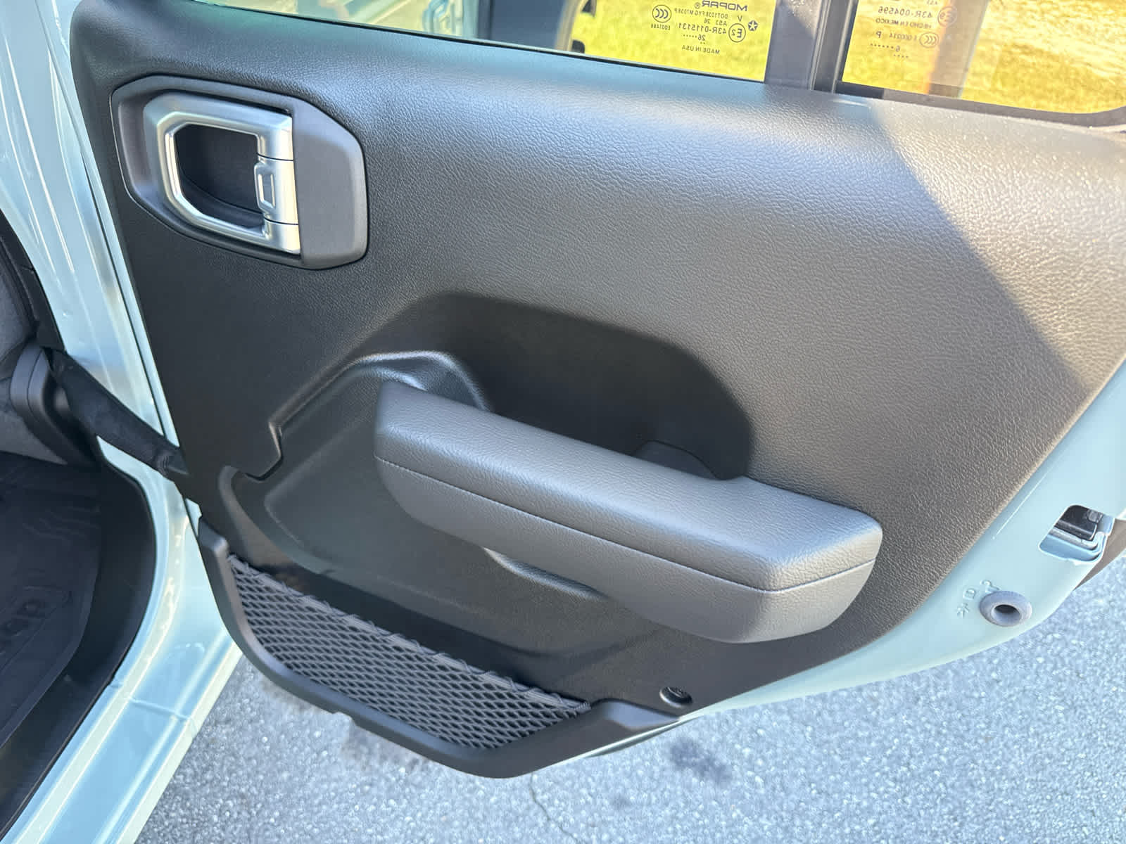 2027 Jeep Wrangler WRANGLER 4-DOOR SPORT S