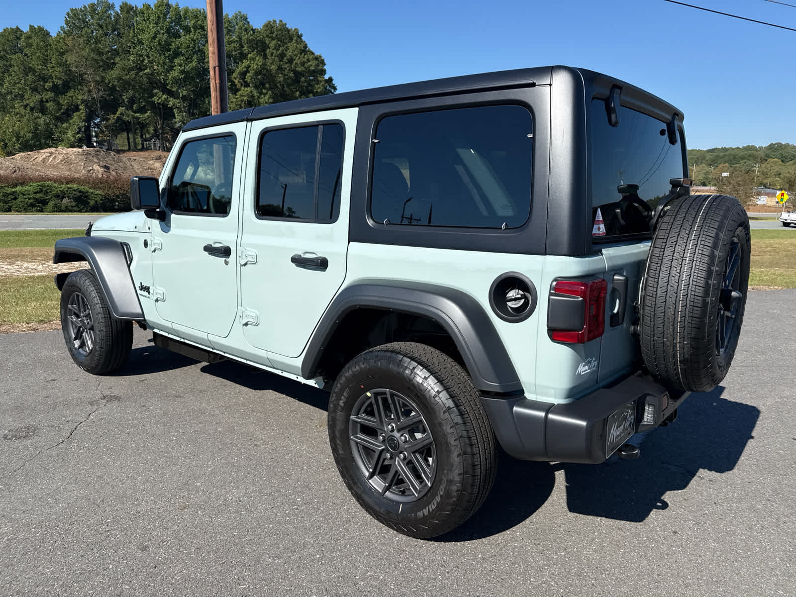 2027 Jeep Wrangler WRANGLER 4-DOOR SPORT S