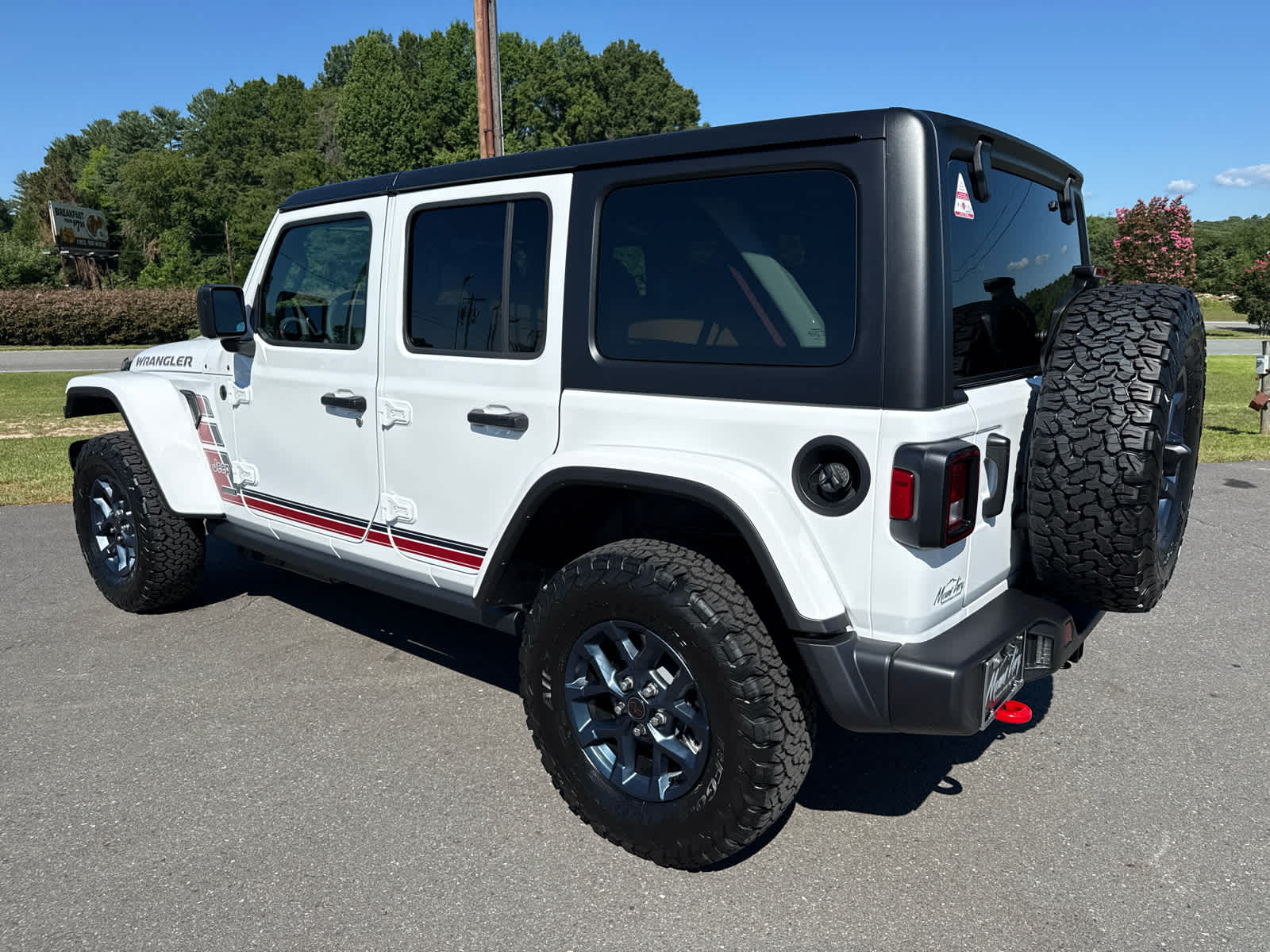 2026 Jeep Wrangler 4-Door Willys '41