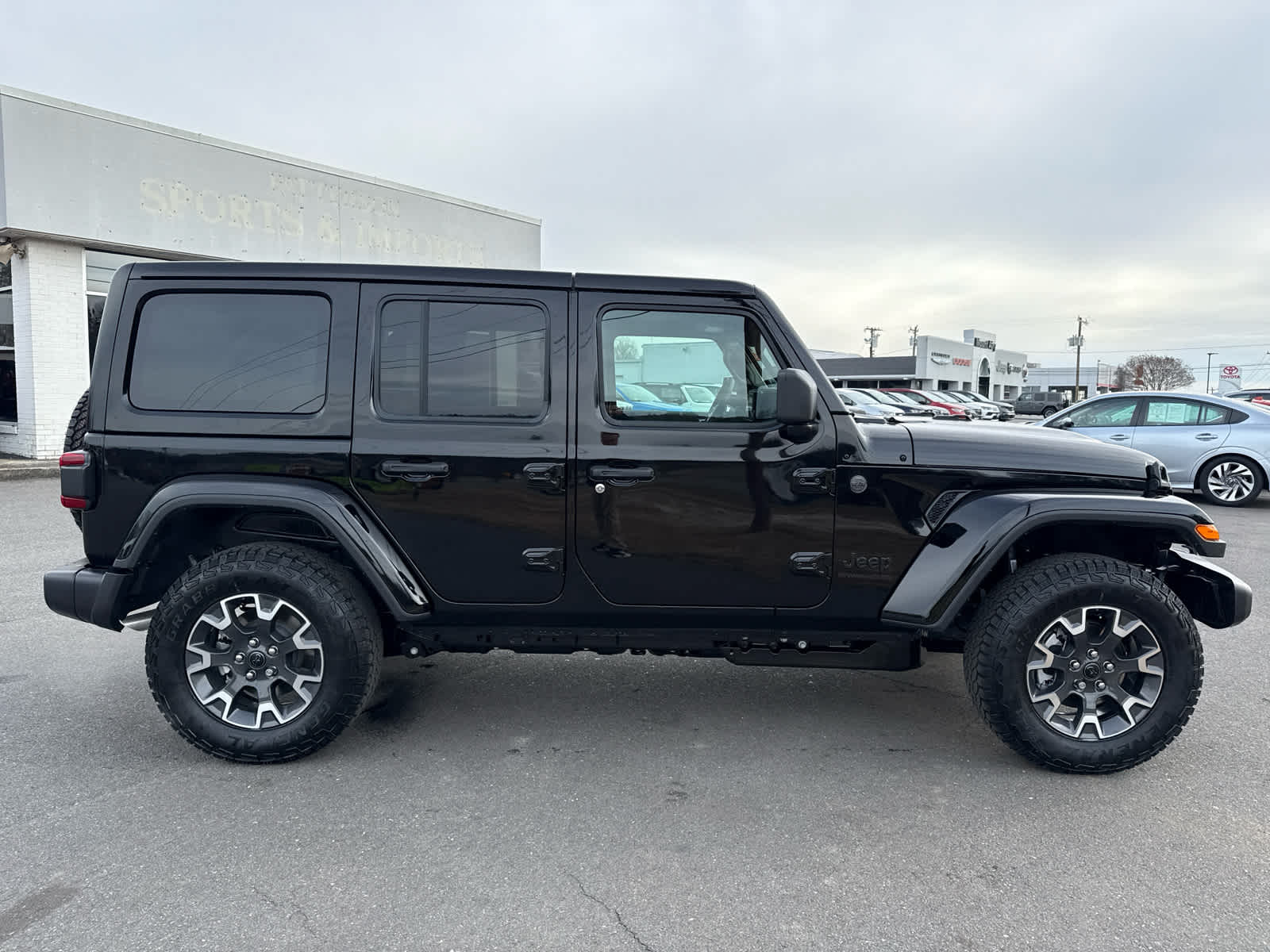 2026 Jeep Wrangler WRANGLER 4-DOOR SAHARA