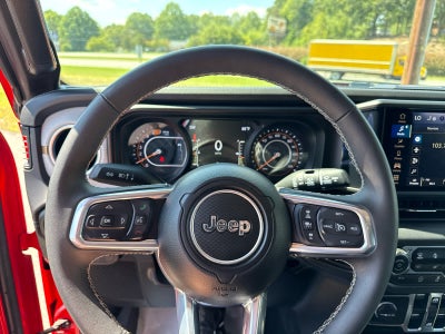 2025 Jeep Wrangler 4-Door Sahara 4x4