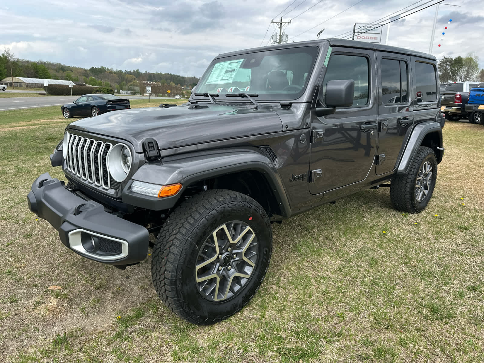 2025 Jeep Wrangler WRANGLER 4-DOOR SAHARA