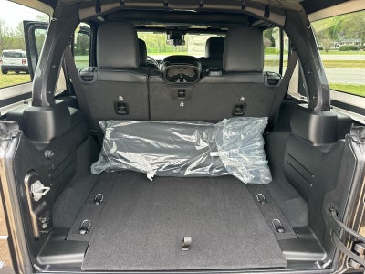 2025 Jeep Wrangler WRANGLER 4-DOOR SAHARA