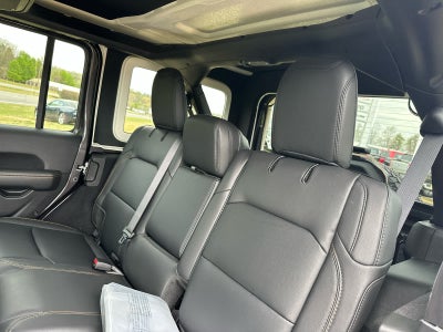 2025 Jeep Wrangler WRANGLER 4-DOOR SAHARA