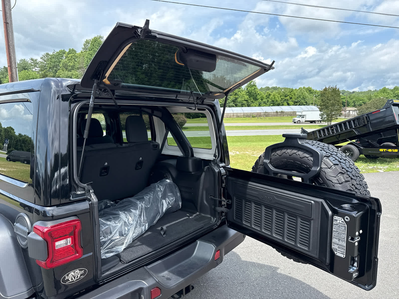 2024 Jeep Wrangler WRANGLER 4-DOOR RUBICON