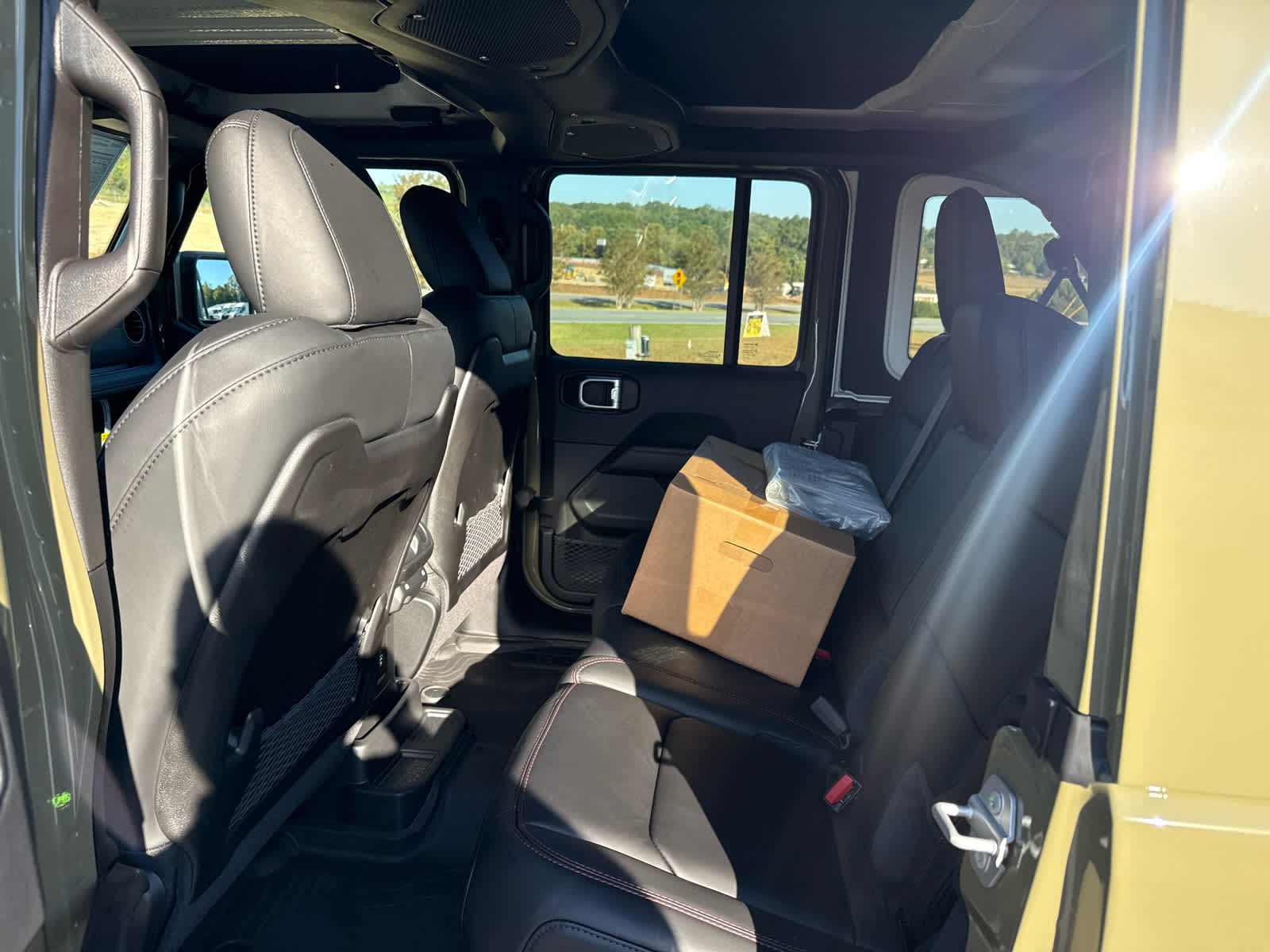 2027 Jeep Wrangler WRANGLER 4-DOOR RUBICON