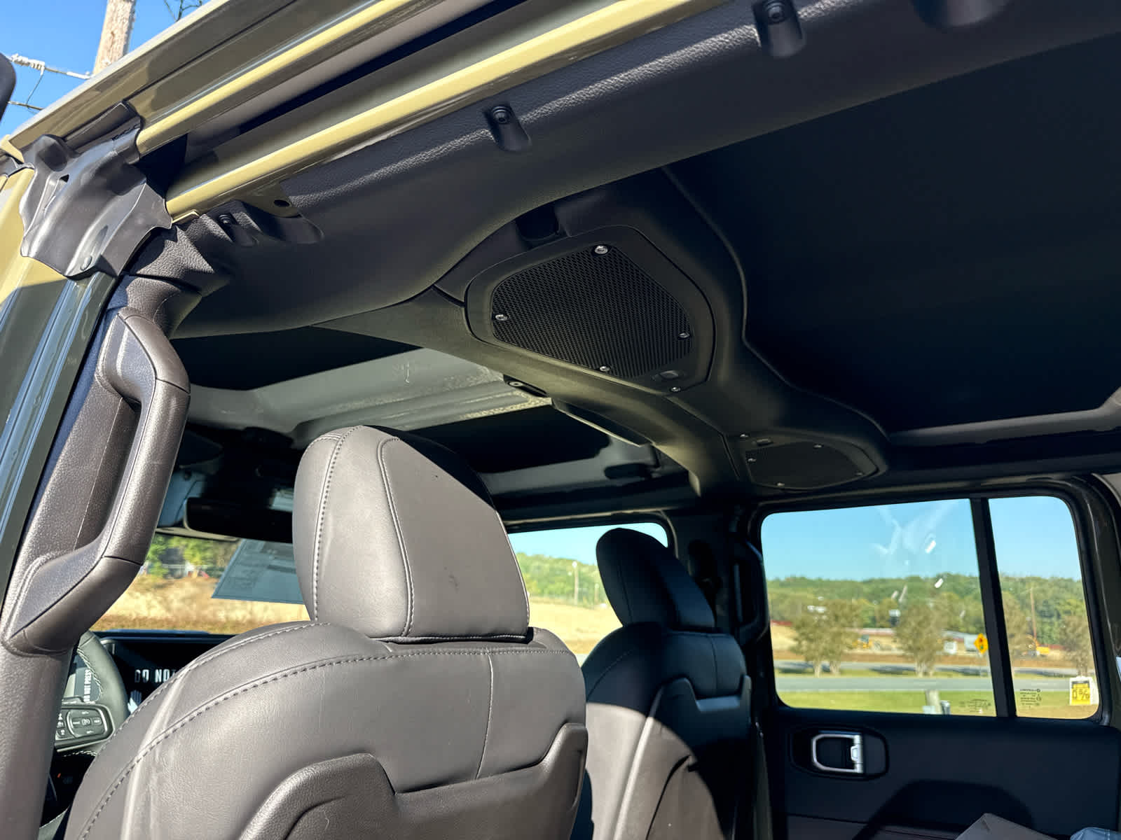 2027 Jeep Wrangler WRANGLER 4-DOOR RUBICON