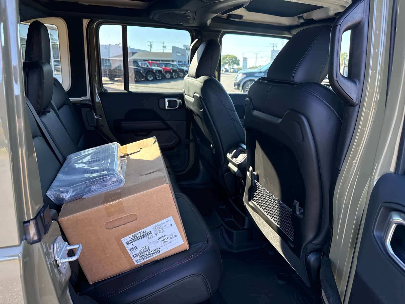 2027 Jeep Wrangler WRANGLER 4-DOOR RUBICON