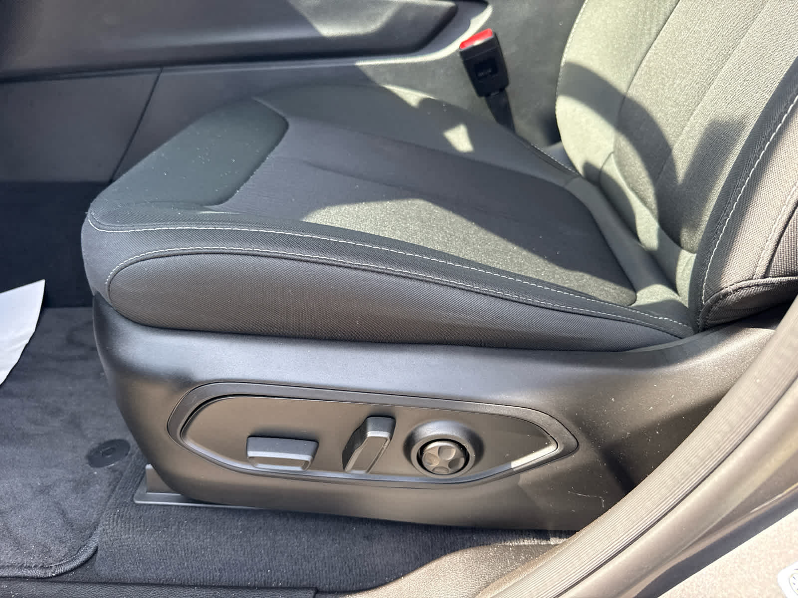 2025 Jeep Grand Cherokee Laredo 4x4