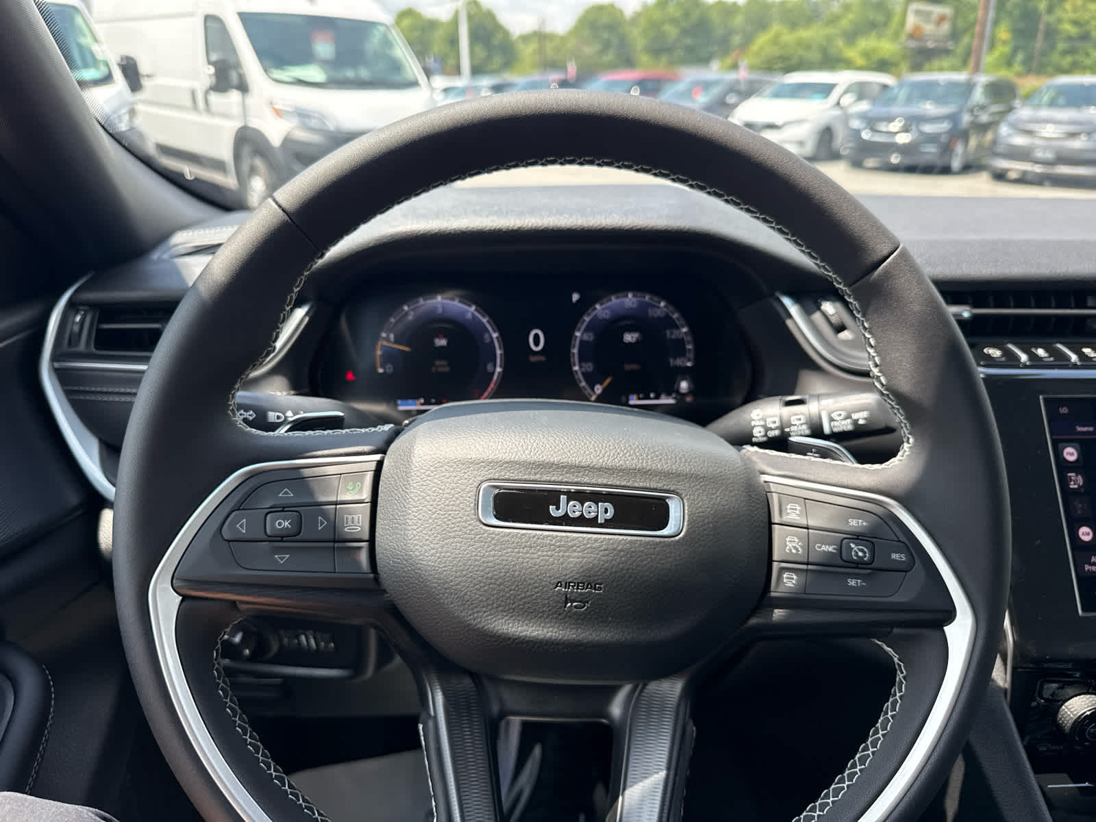 2026 Jeep Grand Cherokee GRAND CHEROKEE LAREDO 4X4