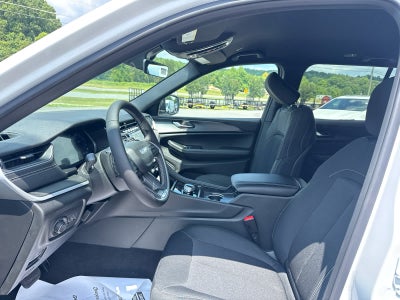 2026 Jeep Grand Cherokee GRAND CHEROKEE LAREDO 4X4