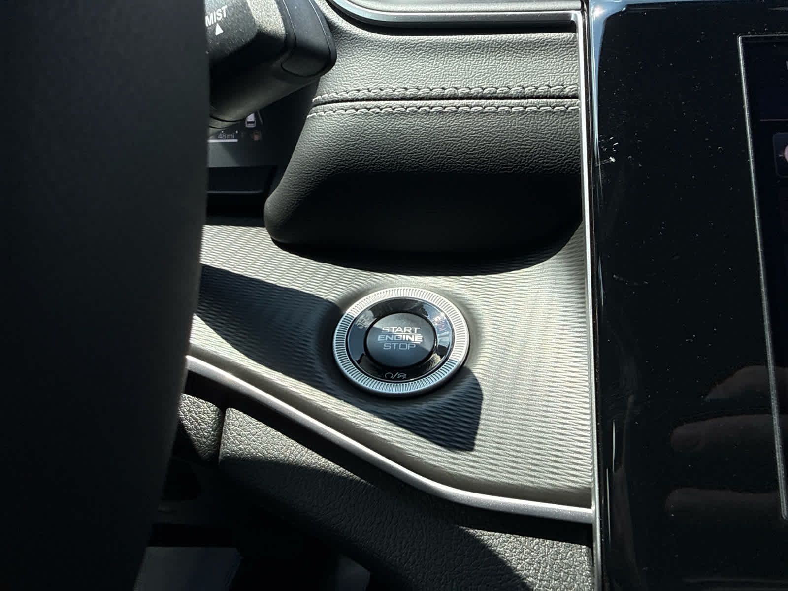 2026 Jeep Grand Cherokee GRAND CHEROKEE LAREDO 4X4