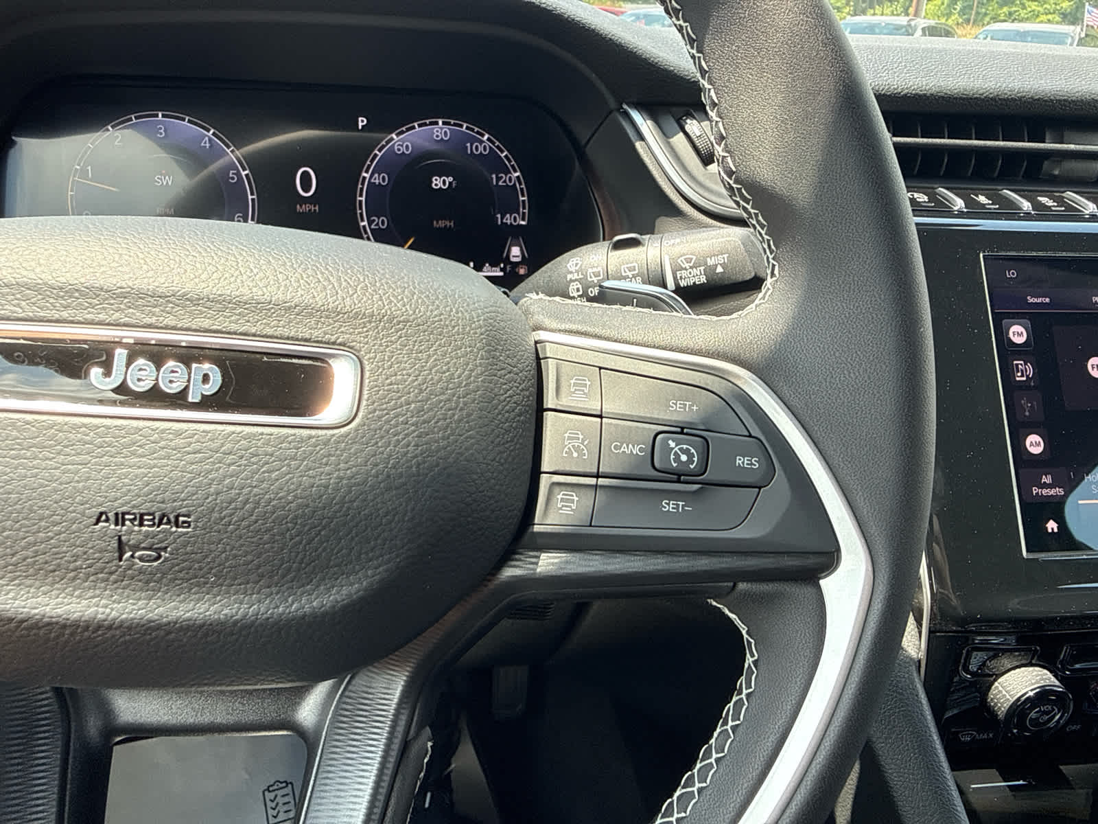 2026 Jeep Grand Cherokee GRAND CHEROKEE LAREDO 4X4