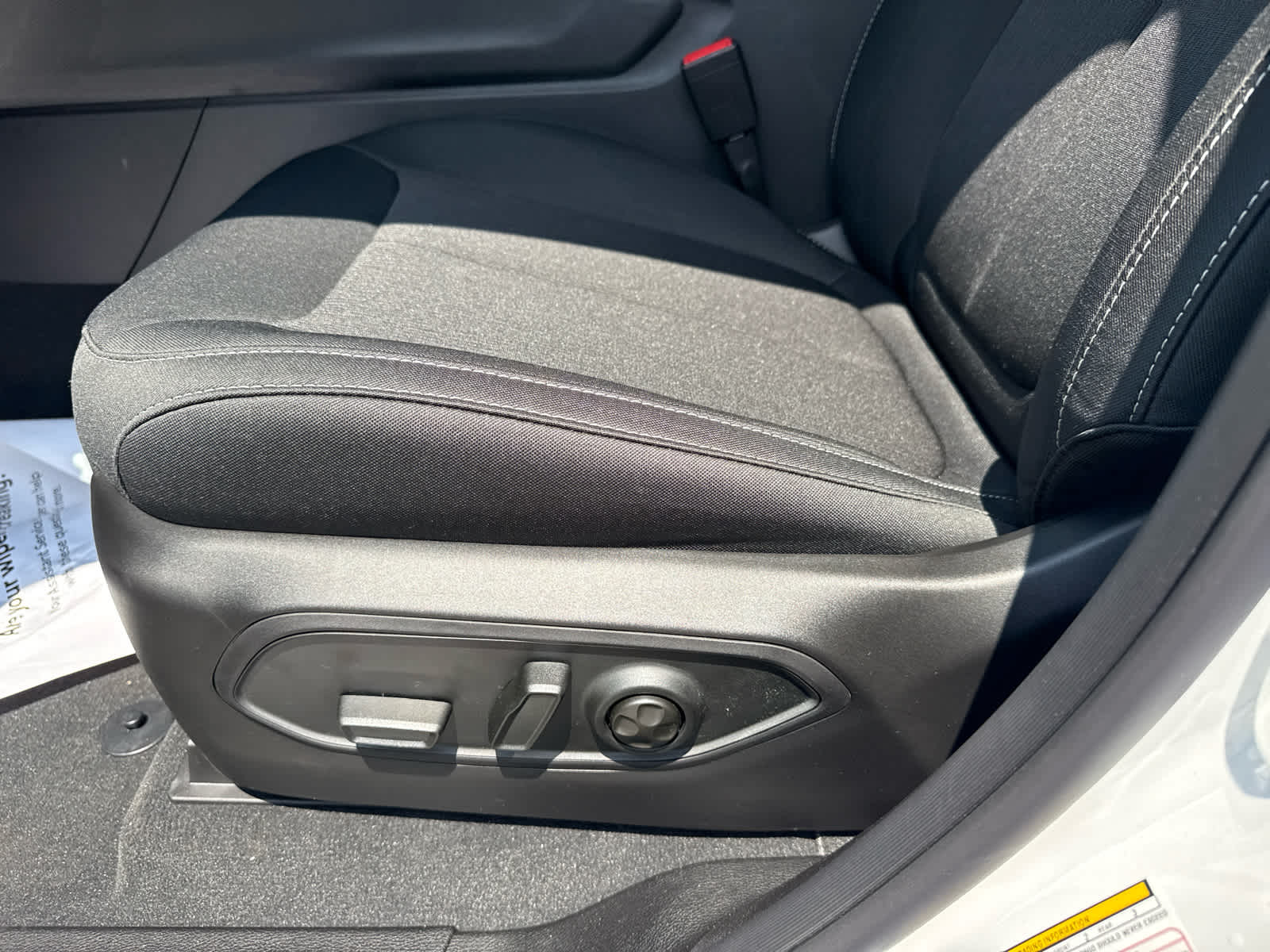 2026 Jeep Grand Cherokee GRAND CHEROKEE LAREDO 4X4