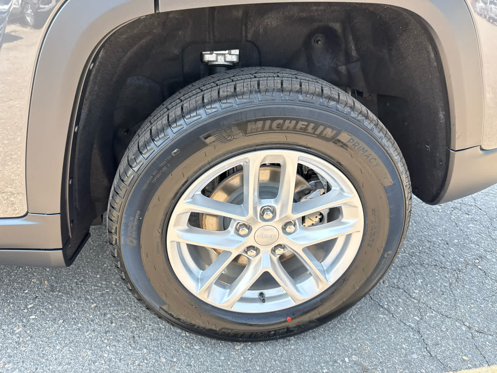 2026 Jeep Grand Cherokee GRAND CHEROKEE LAREDO X 4X4
