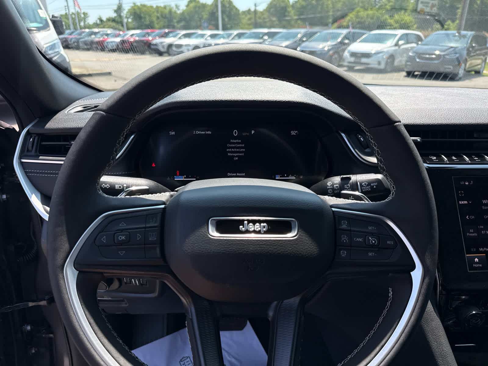 2026 Jeep Grand Cherokee GRAND CHEROKEE LAREDO X 4X4
