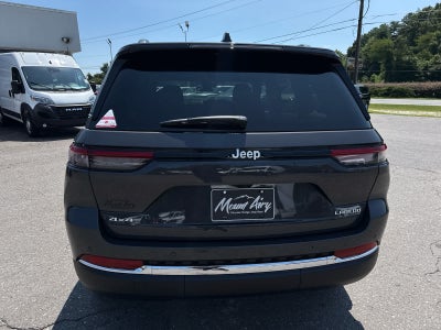 2026 Jeep Grand Cherokee GRAND CHEROKEE LAREDO X 4X4
