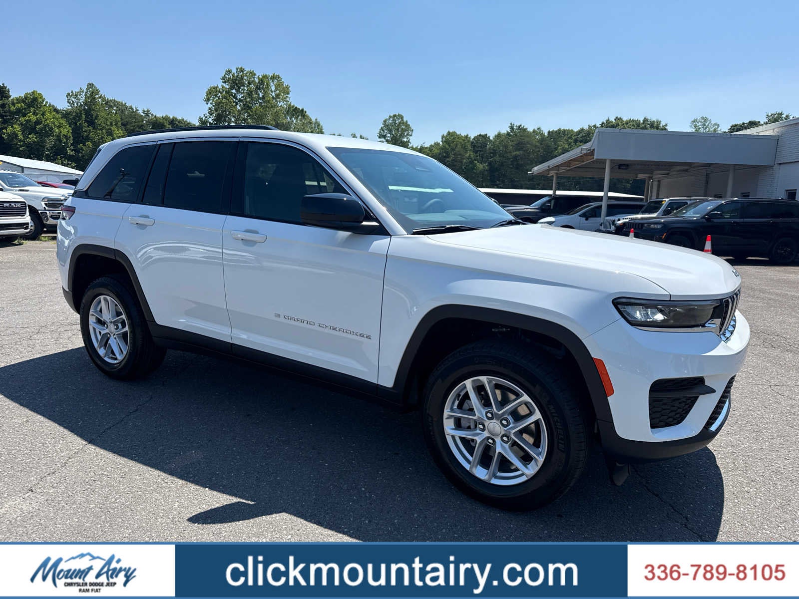2026 Jeep Grand Cherokee GRAND CHEROKEE LAREDO 4X4