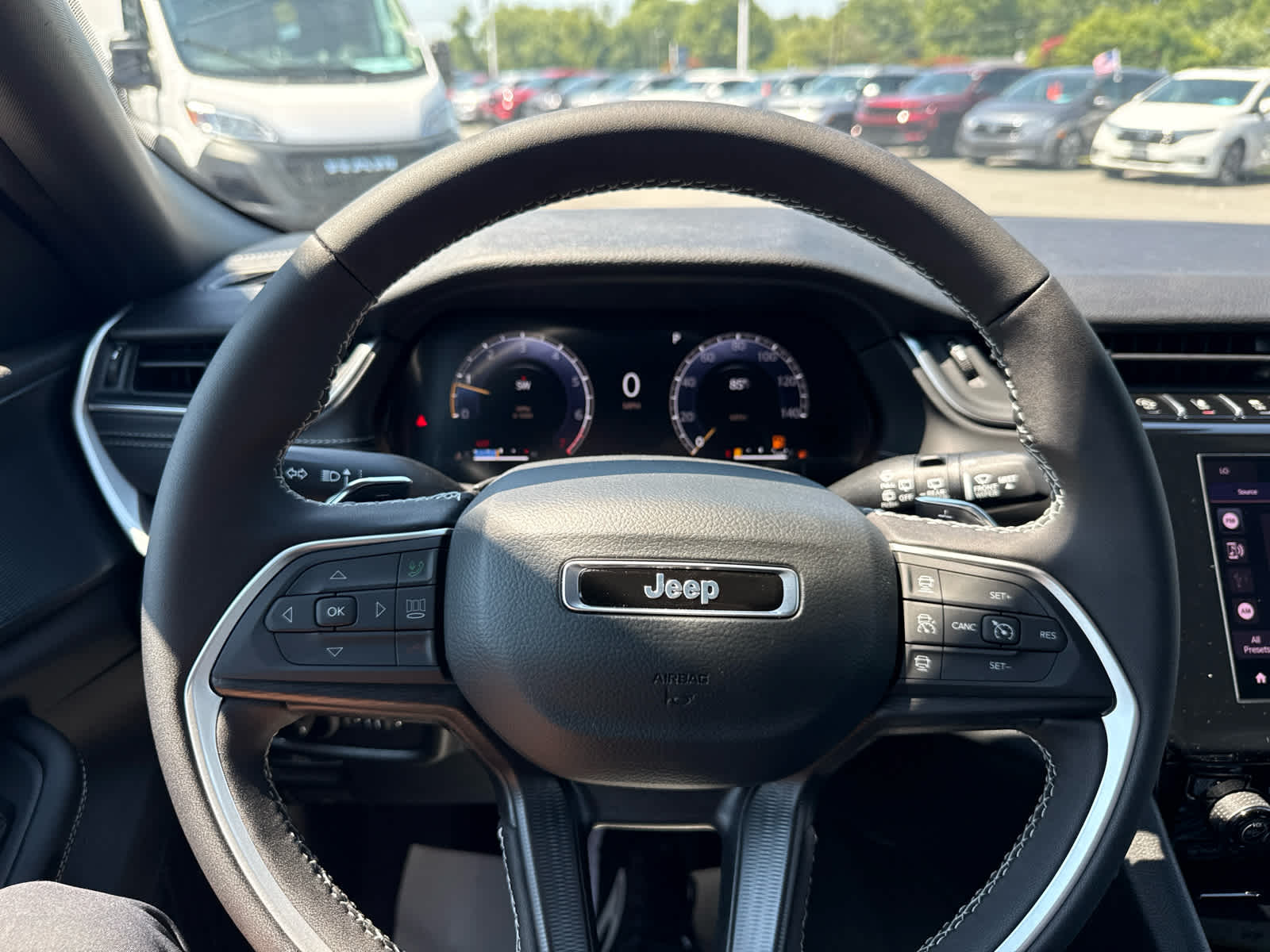 2026 Jeep Grand Cherokee GRAND CHEROKEE LAREDO 4X4