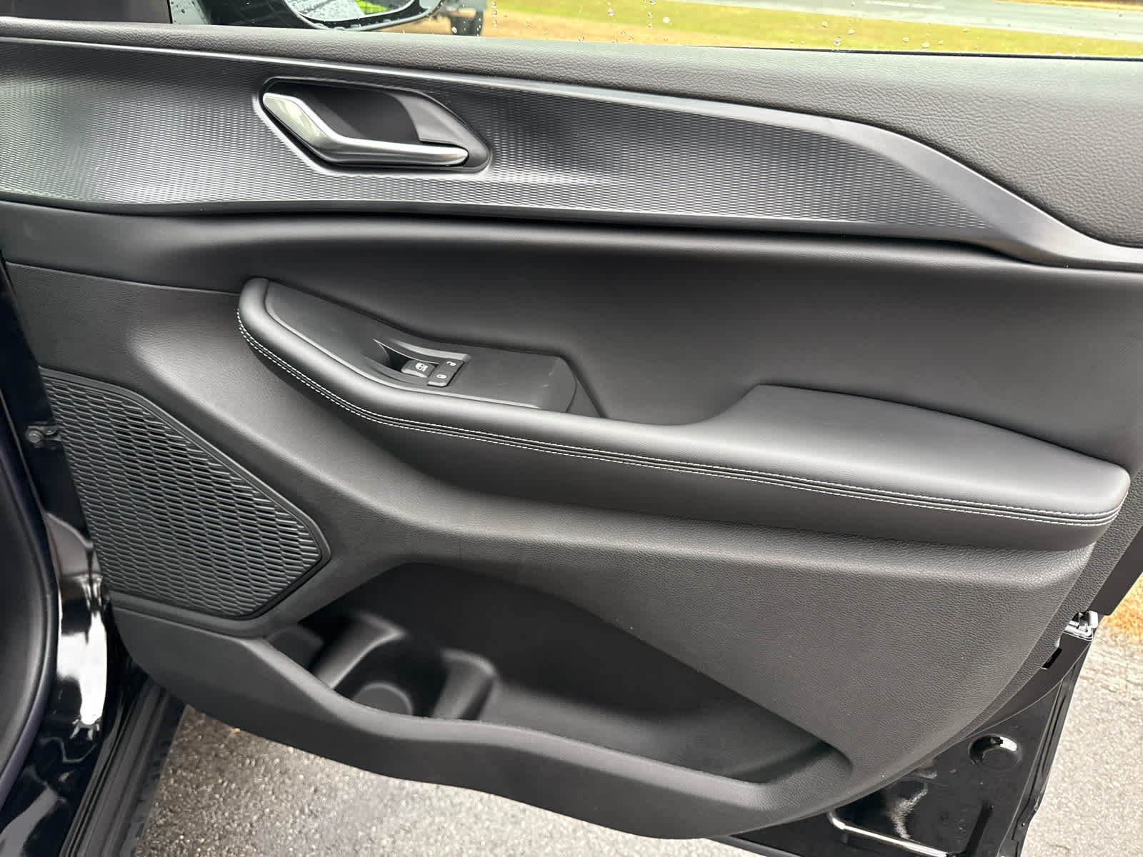 2025 Jeep Grand Cherokee GRAND CHEROKEE ALTITUDE 4X4