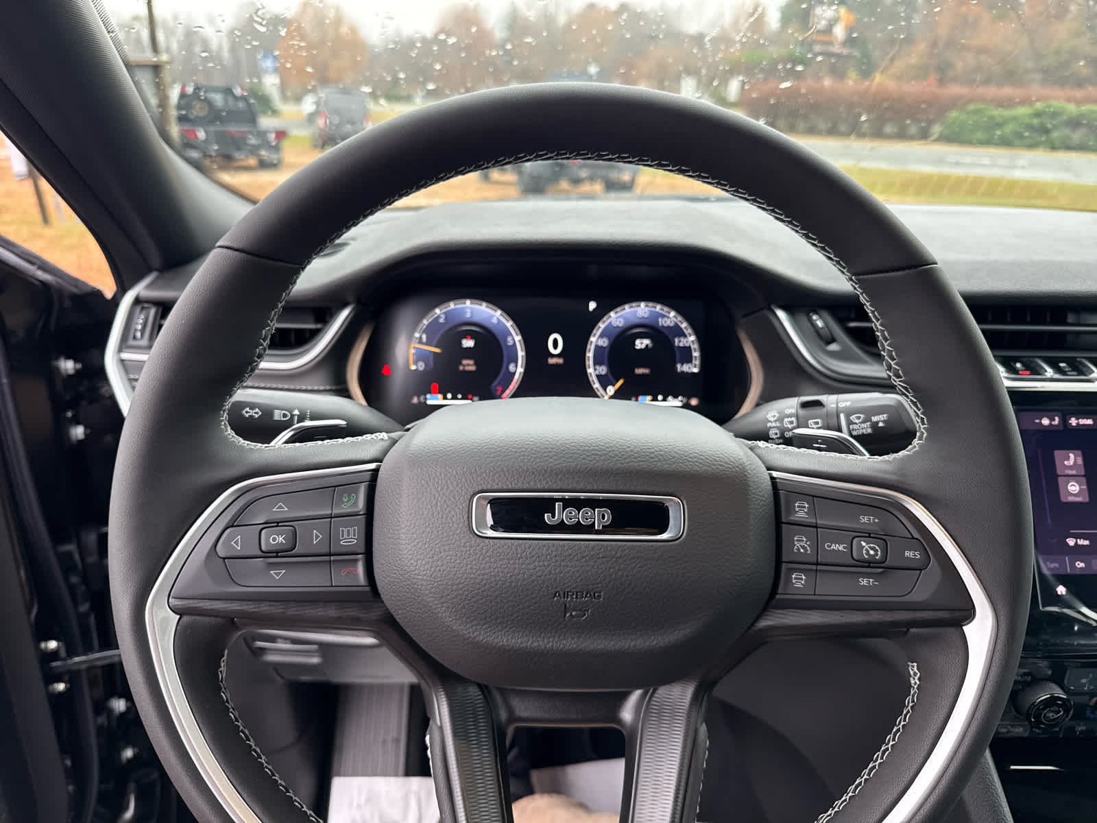 2025 Jeep Grand Cherokee GRAND CHEROKEE ALTITUDE 4X4