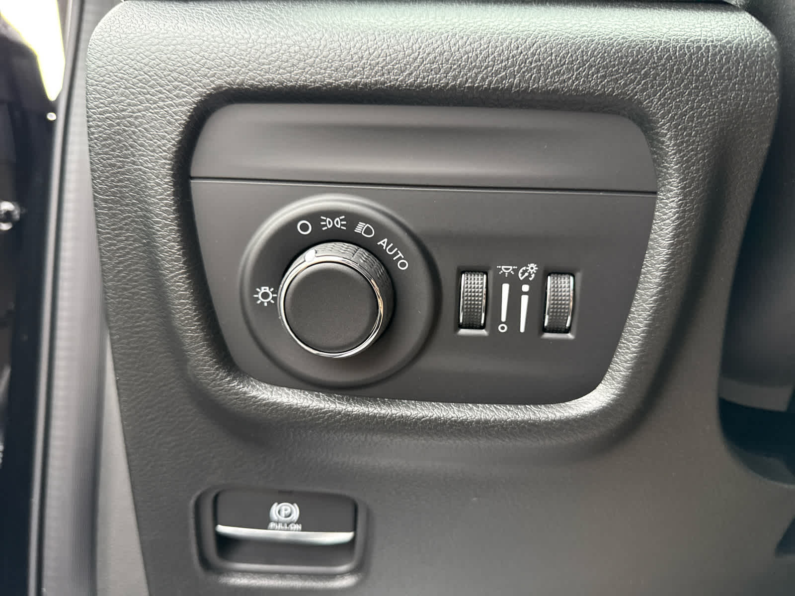 2025 Jeep Grand Cherokee GRAND CHEROKEE ALTITUDE 4X4