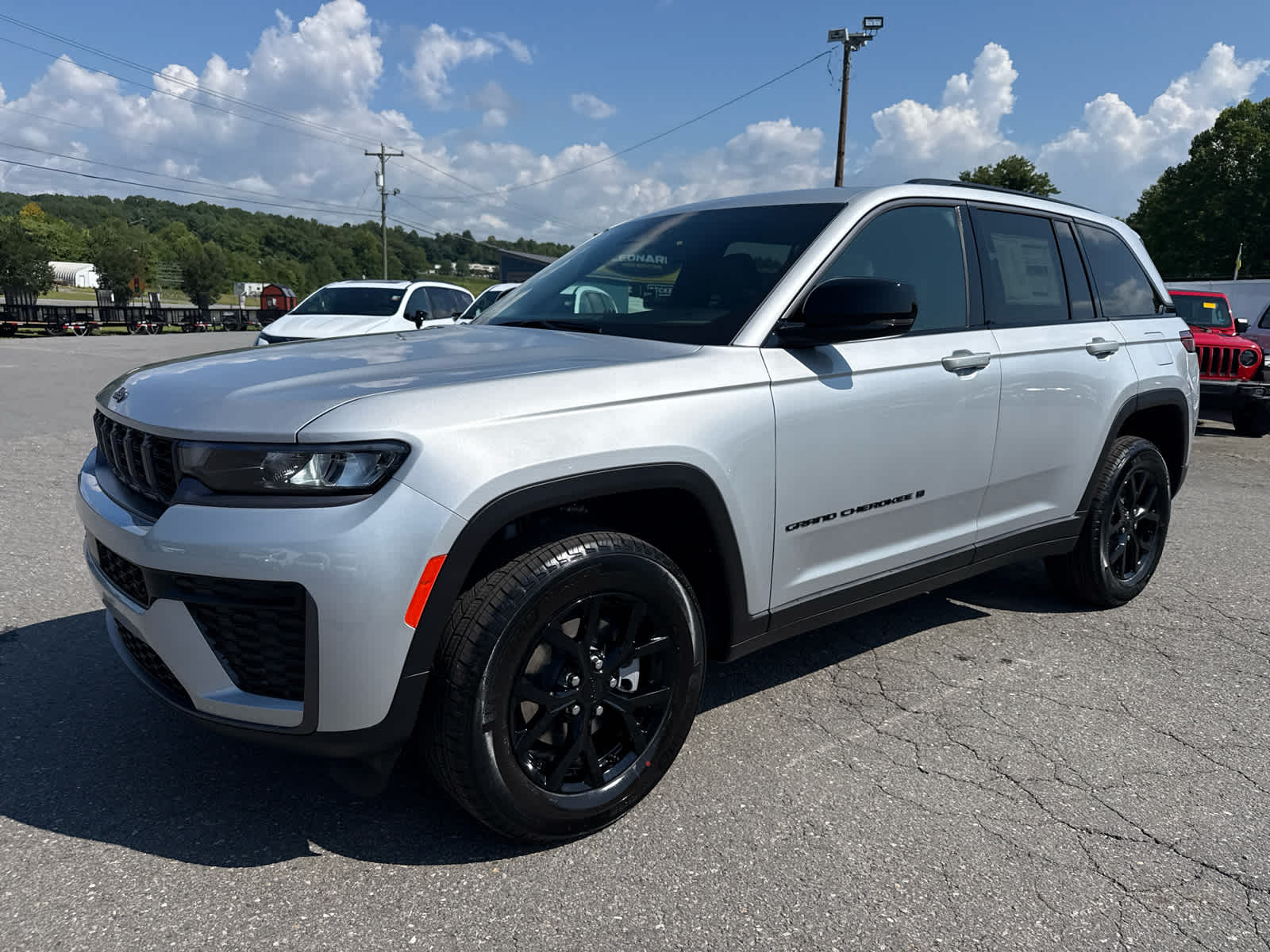 2026 Jeep Grand Cherokee GRAND CHEROKEE LAREDO ALTITUDE 4X4