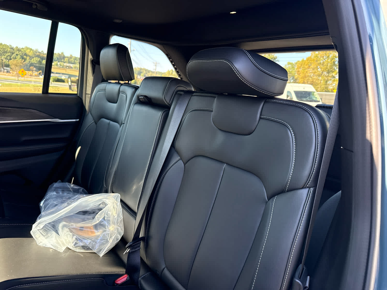 2027 Jeep Grand Cherokee GRAND CHEROKEE LIMITED 4X4