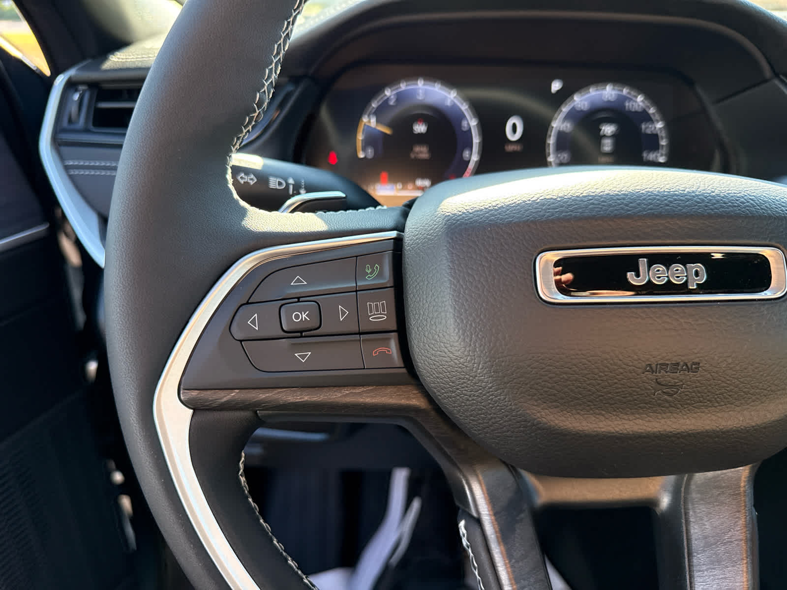 2027 Jeep Grand Cherokee GRAND CHEROKEE LIMITED 4X4