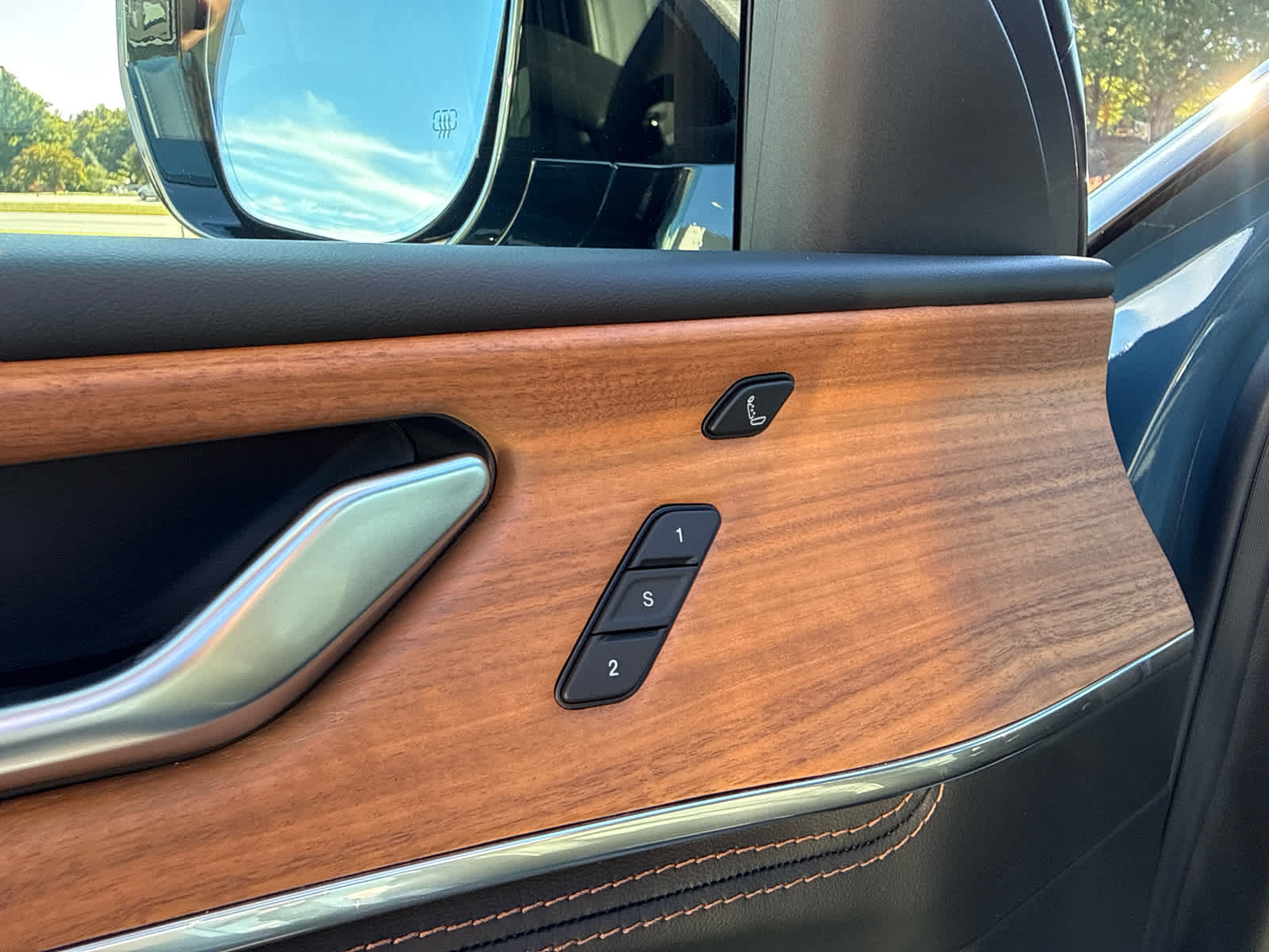 2027 Jeep Grand Cherokee GRAND CHEROKEE SUMMIT 4X4